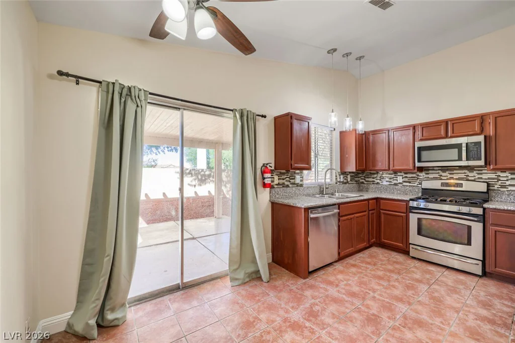 3692 Copper Cactus, Las Vegas, NV 89129