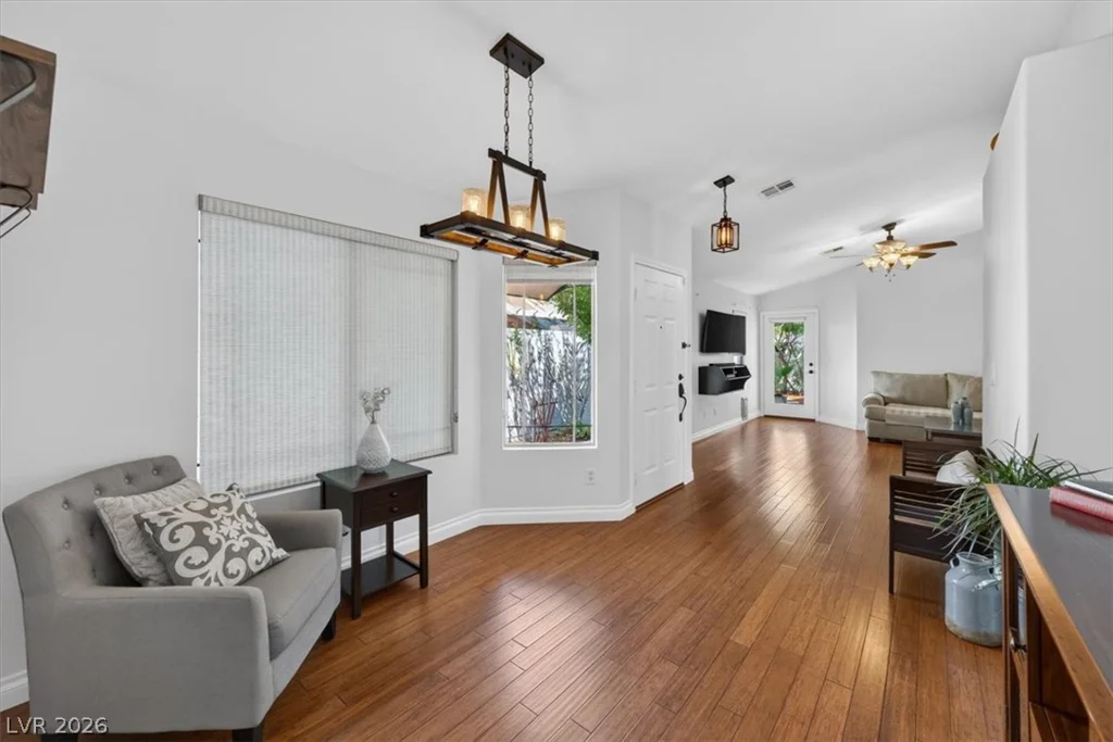9686 Giddings, Las Vegas, NV 89148