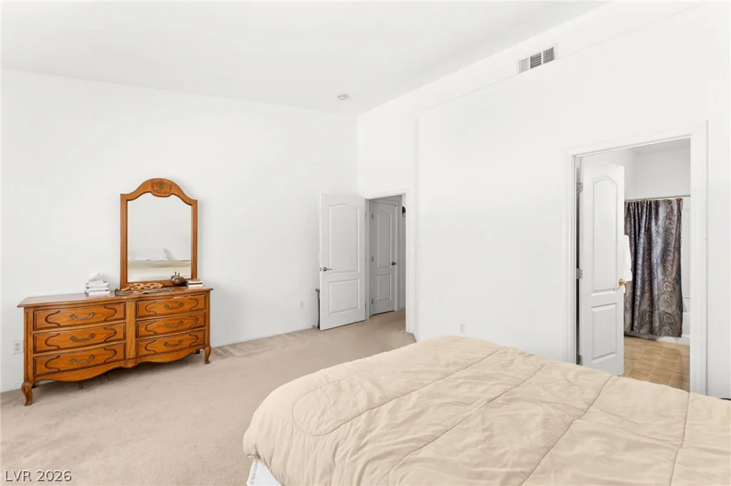 324 Sharp Edge, North Las Vegas, NV 89031