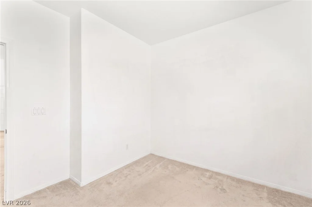 324 Sharp Edge, North Las Vegas, NV 89031
