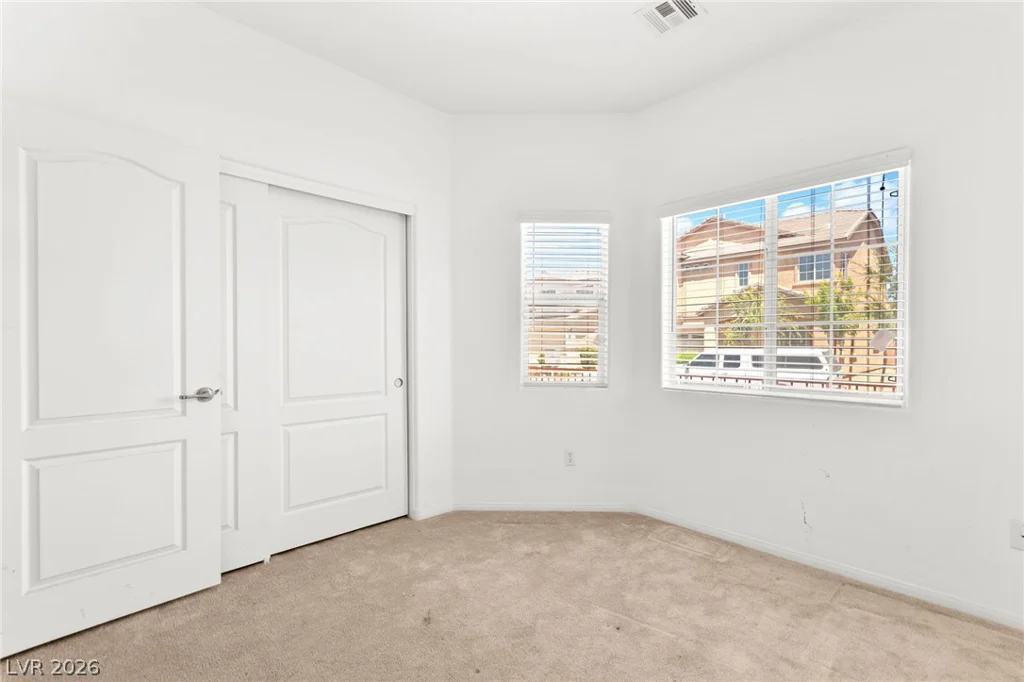 324 Sharp Edge, North Las Vegas, NV 89031