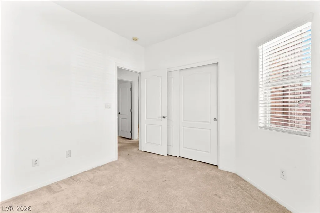 324 Sharp Edge, North Las Vegas, NV 89031