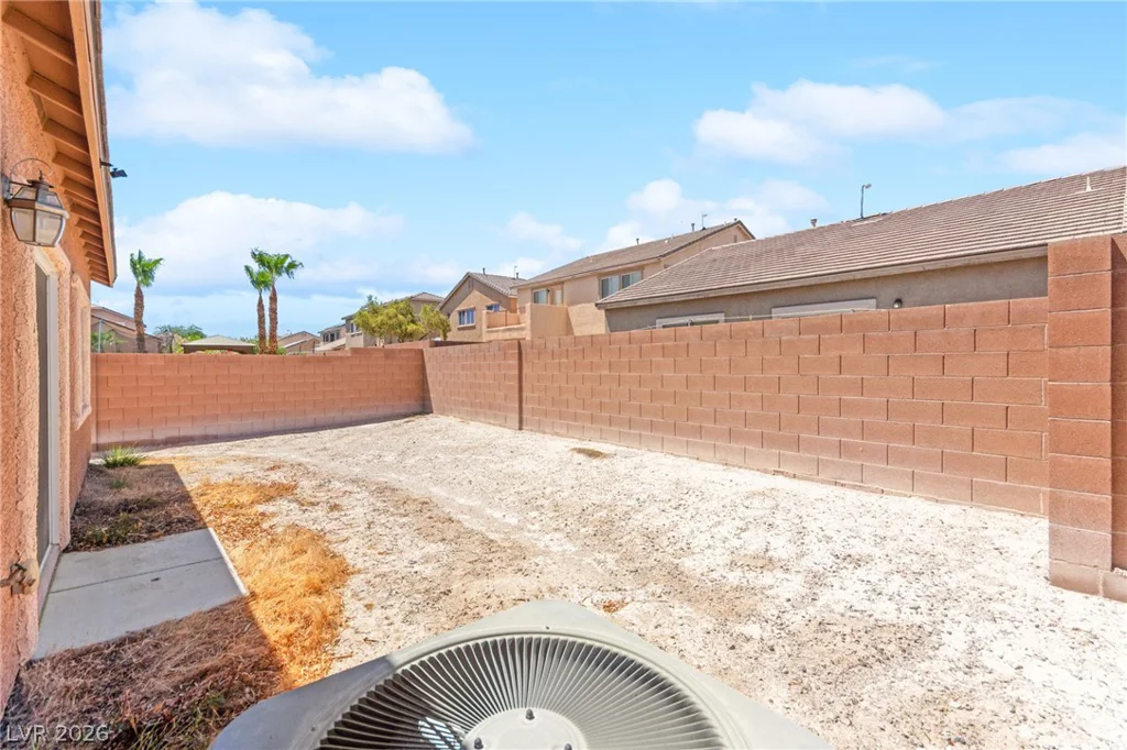 324 Sharp Edge, North Las Vegas, NV 89031