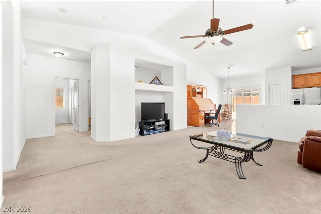 324 Sharp Edge, North Las Vegas, NV 89031
