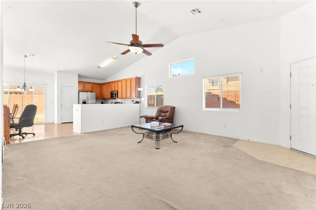324 Sharp Edge, North Las Vegas, NV 89031