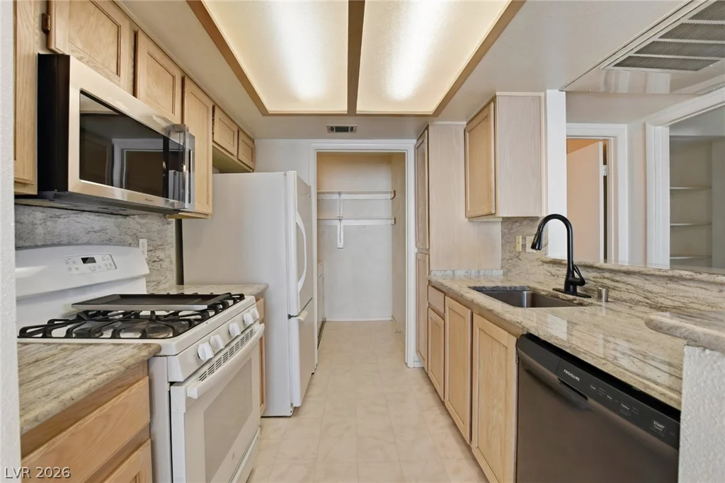 7100 Pirates Cove, Las Vegas, NV 89145