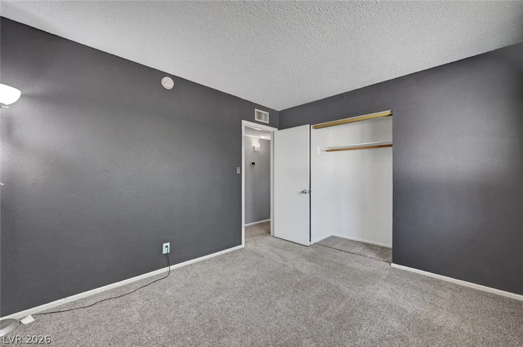 6209 Dayton, Las Vegas, NV 89107