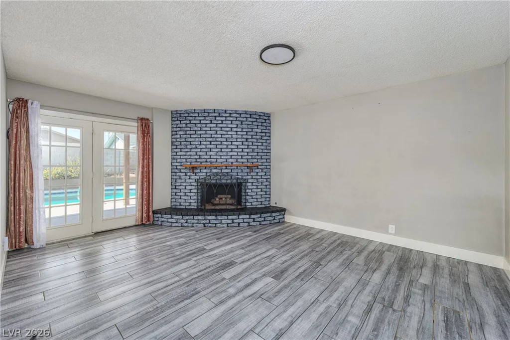 4671 Marnell, Las Vegas, NV 89121