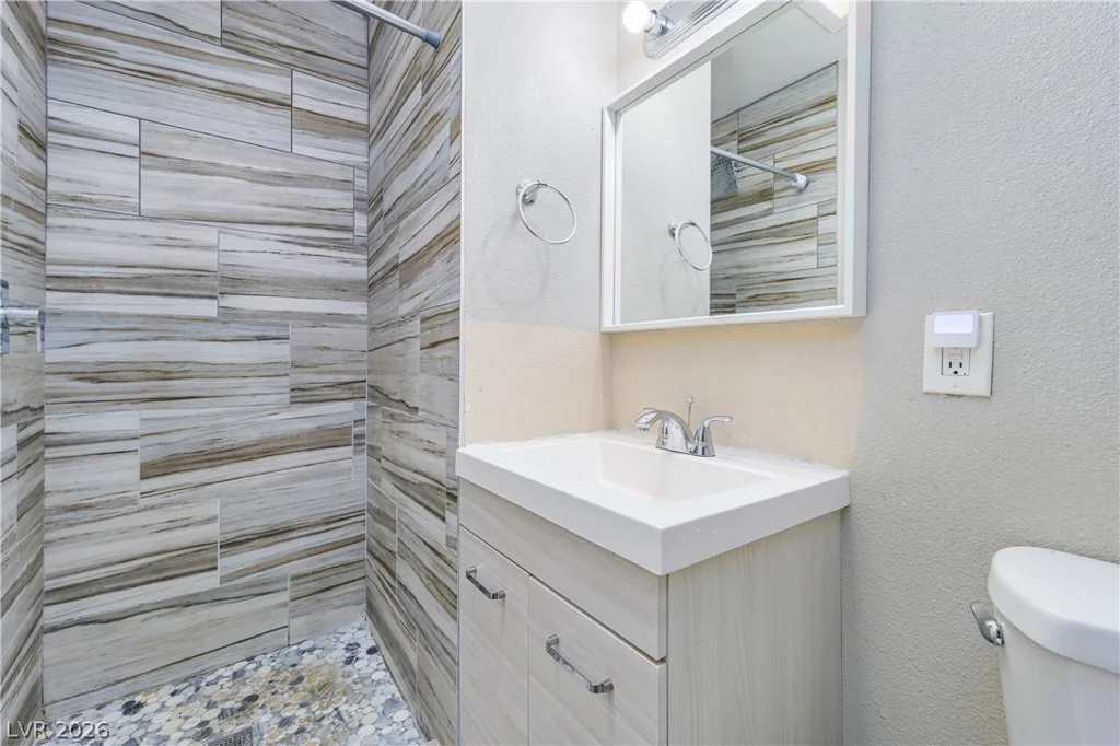 4671 Marnell, Las Vegas, NV 89121