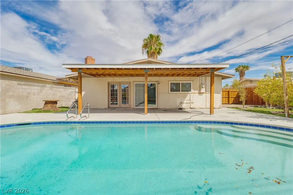4671 Marnell, Las Vegas, NV 89121