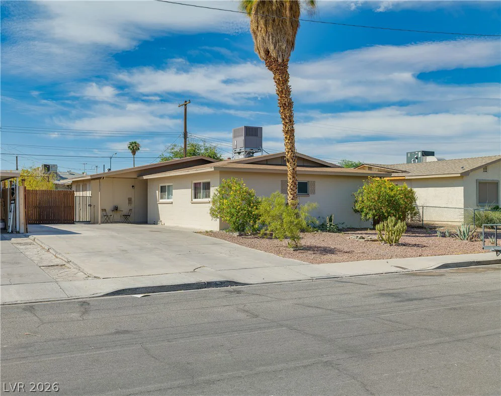 4671 Marnell, Las Vegas, NV 89121
