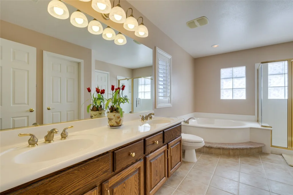 10914 Dornoch Castle, Las Vegas, NV 89141