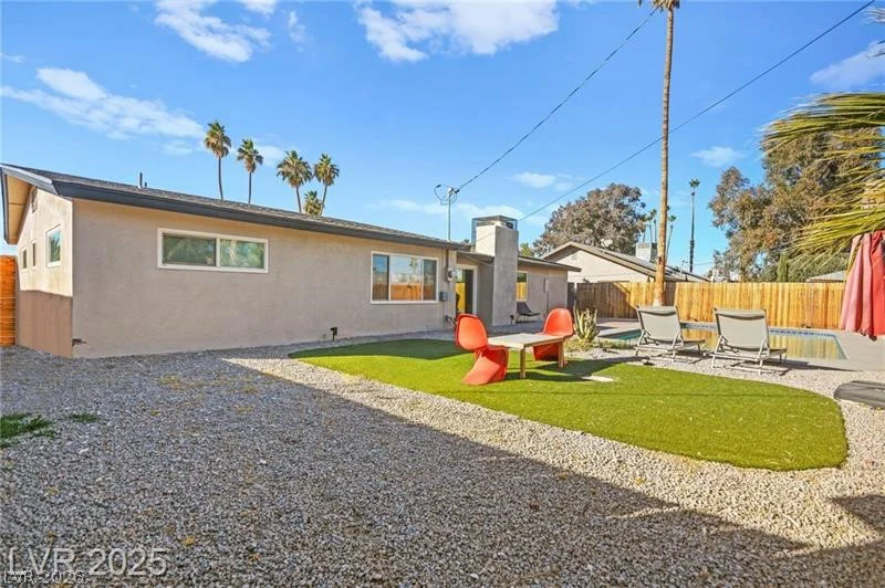 1707 8th, Las Vegas, NV 89104