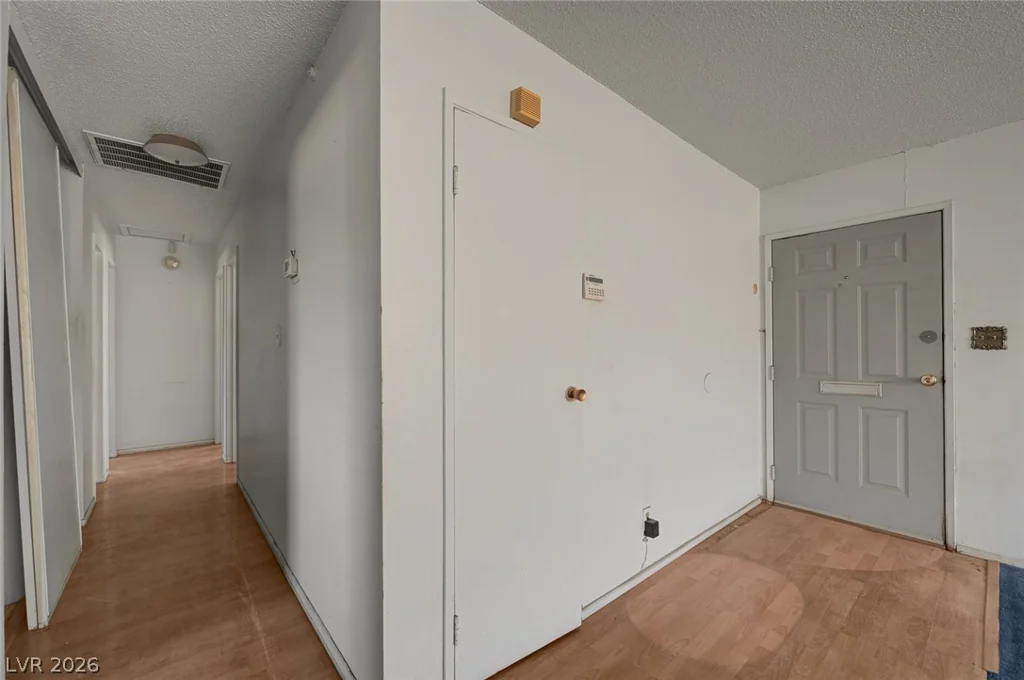 1209 Helen, North Las Vegas, NV 89030