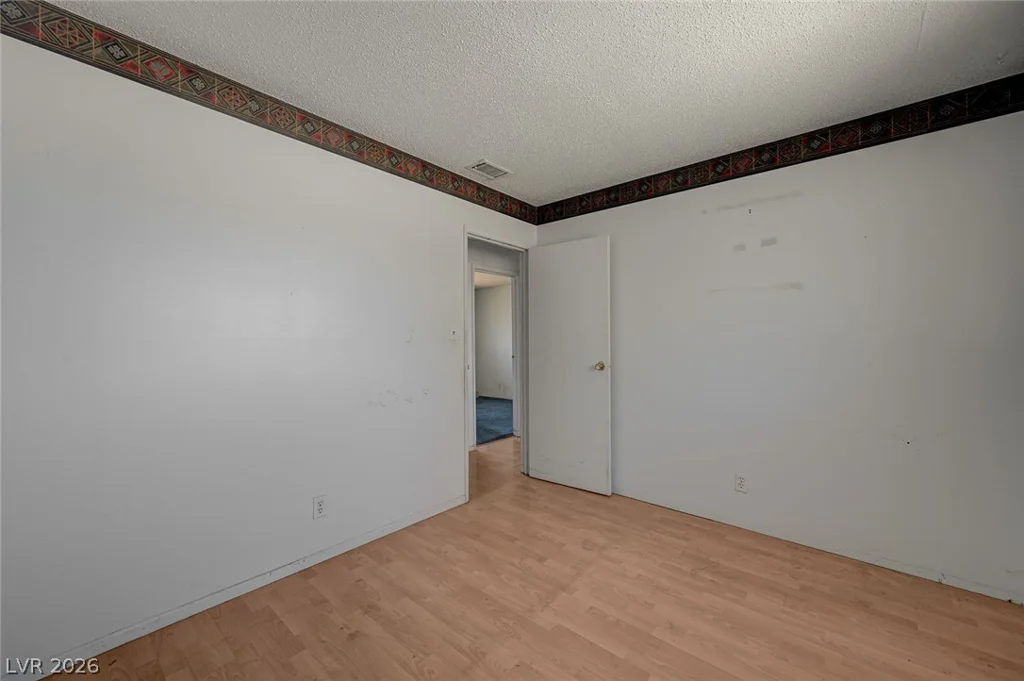 1209 Helen, North Las Vegas, NV 89030