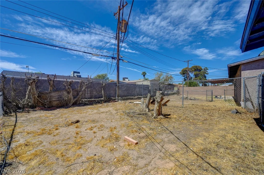 1209 Helen, North Las Vegas, NV 89030