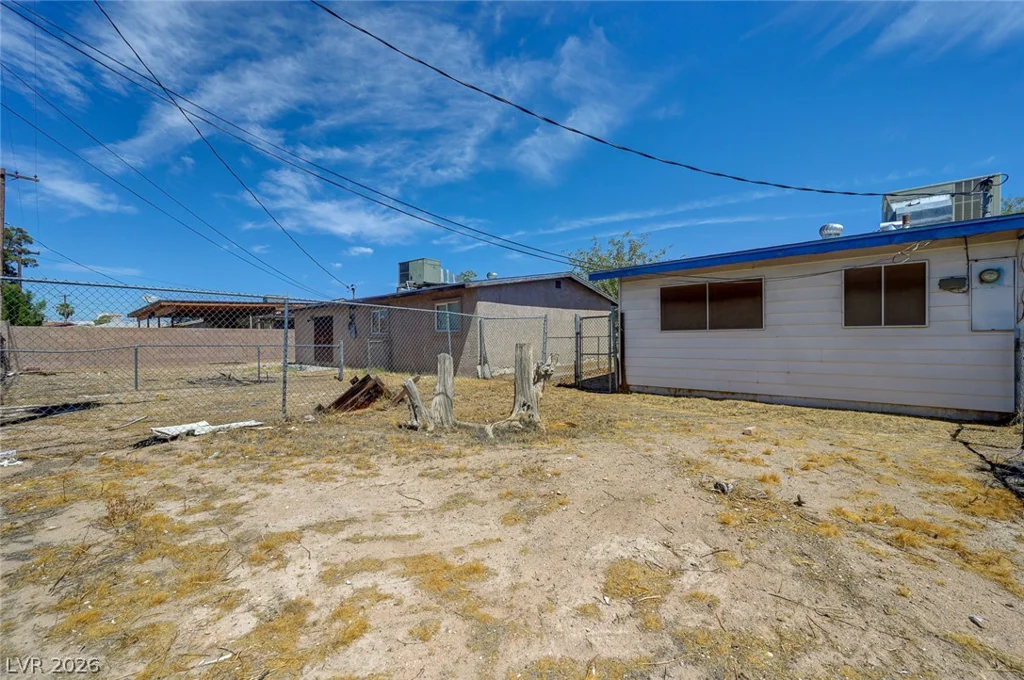 1209 Helen, North Las Vegas, NV 89030