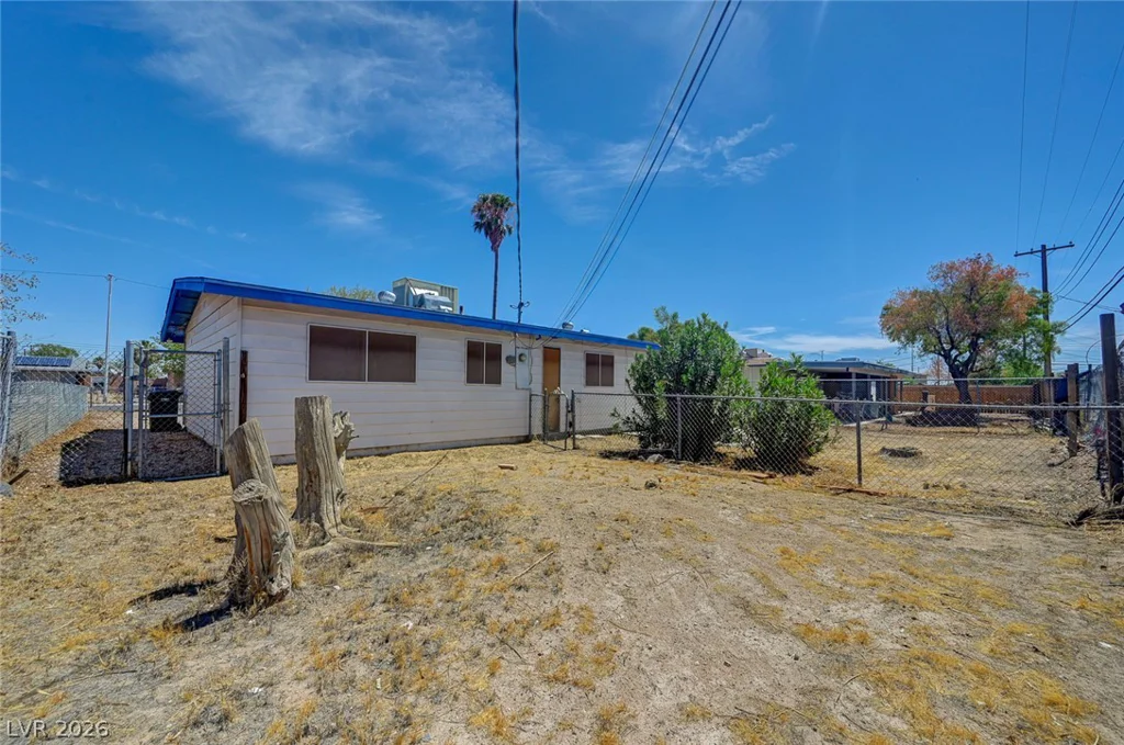 1209 Helen, North Las Vegas, NV 89030
