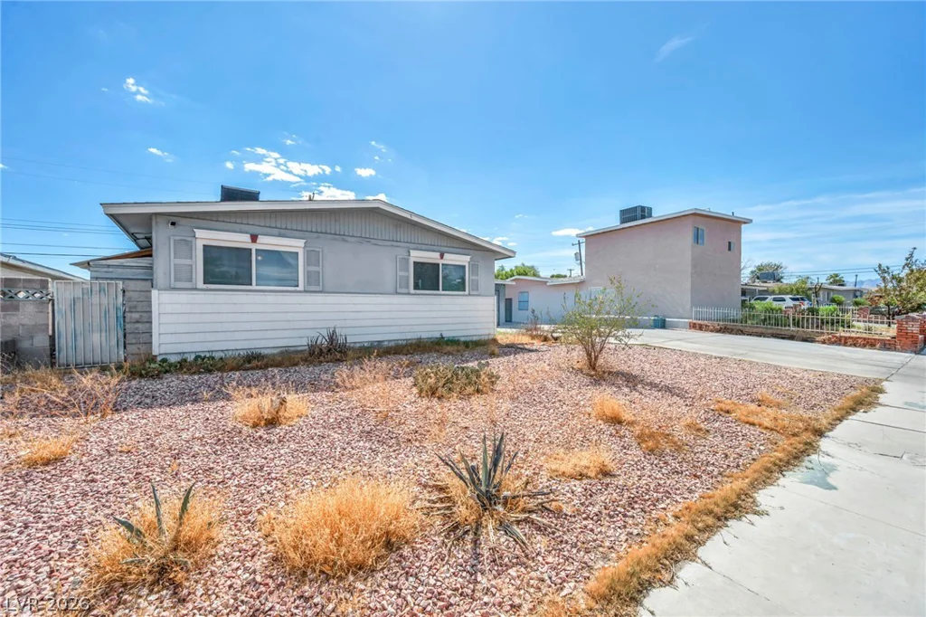 5801 Harmony, Las Vegas, NV 89107