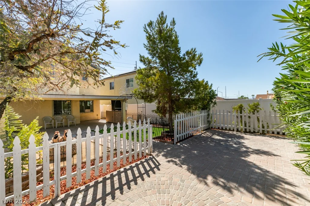 4033 Puebla, Las Vegas, NV 89115