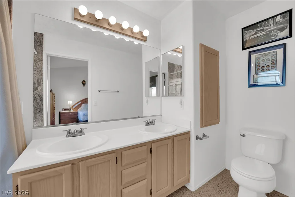 5415 Harmon, Las Vegas, NV 89103