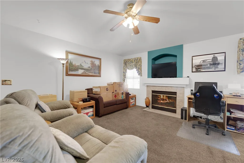 5415 Harmon, Las Vegas, NV 89103