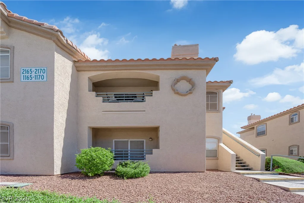 5415 Harmon, Las Vegas, NV 89103