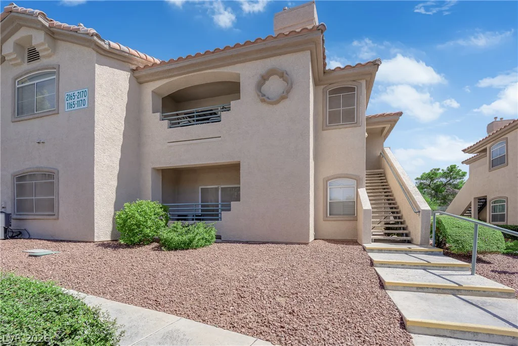 5415 Harmon, Las Vegas, NV 89103