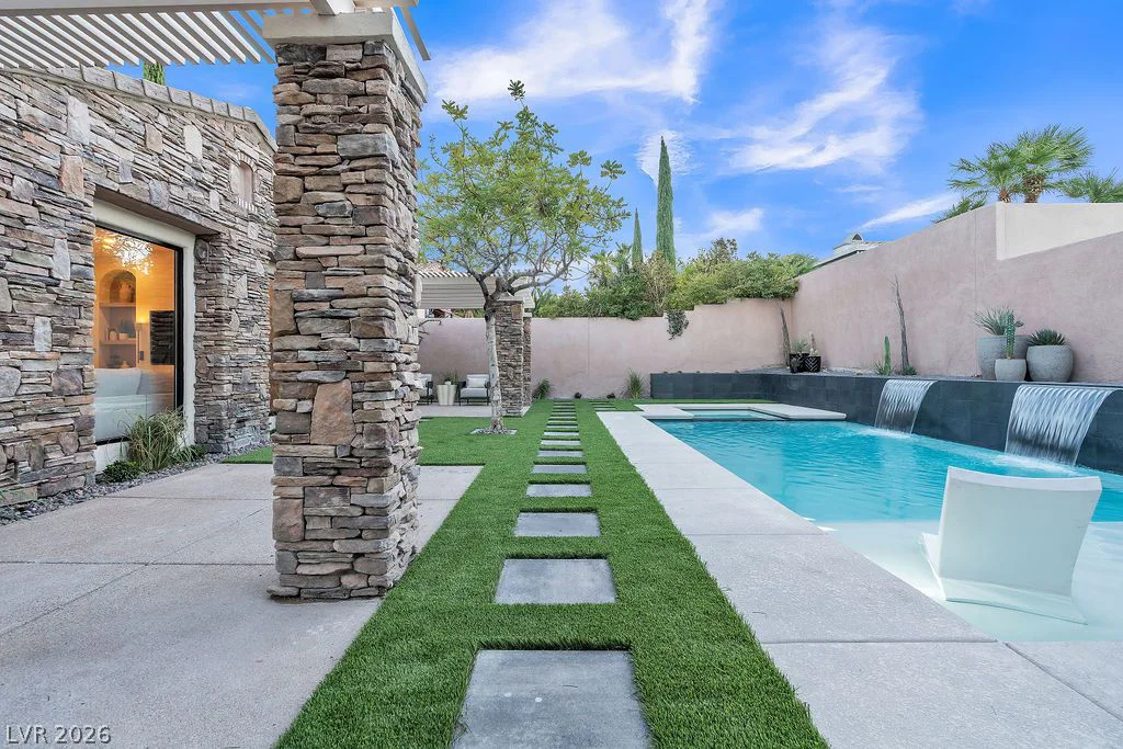 11468 Snow Creek, Las Vegas, NV 89135