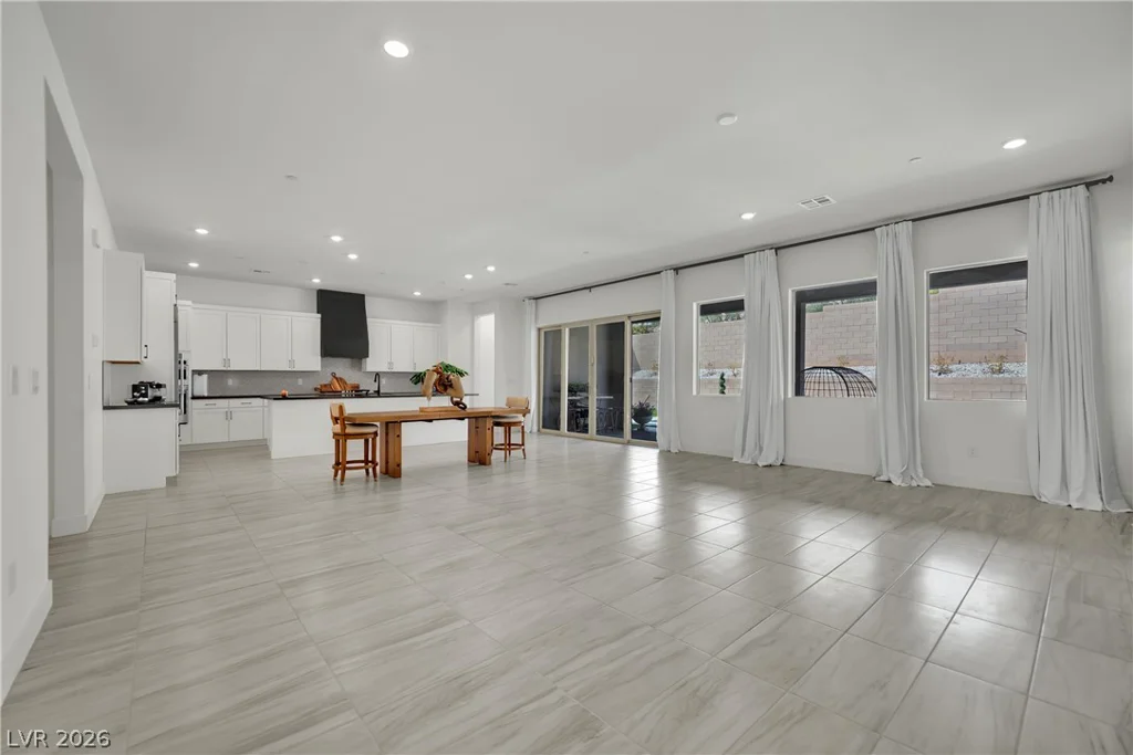 30 Barrio Alto, Henderson, NV 89011