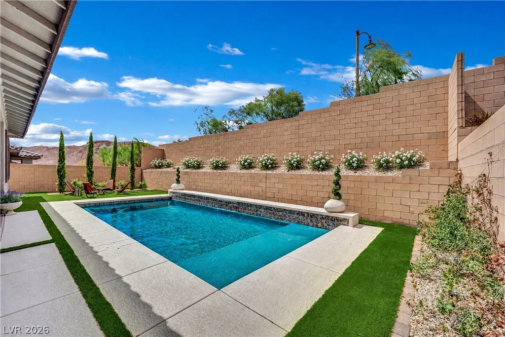 30 Barrio Alto, Henderson, NV 89011