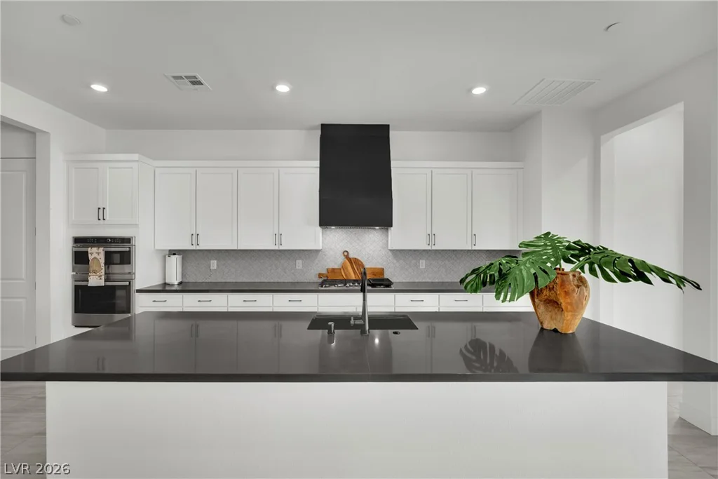 30 Barrio Alto, Henderson, NV 89011