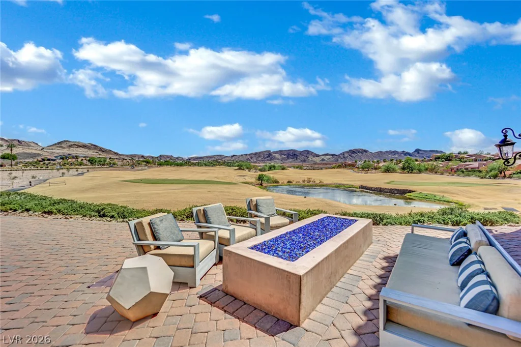 30 Barrio Alto, Henderson, NV 89011