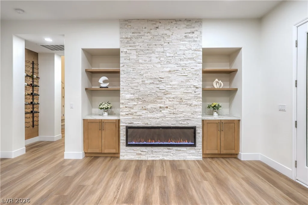 2571 Red Springs, Las Vegas, NV 89135