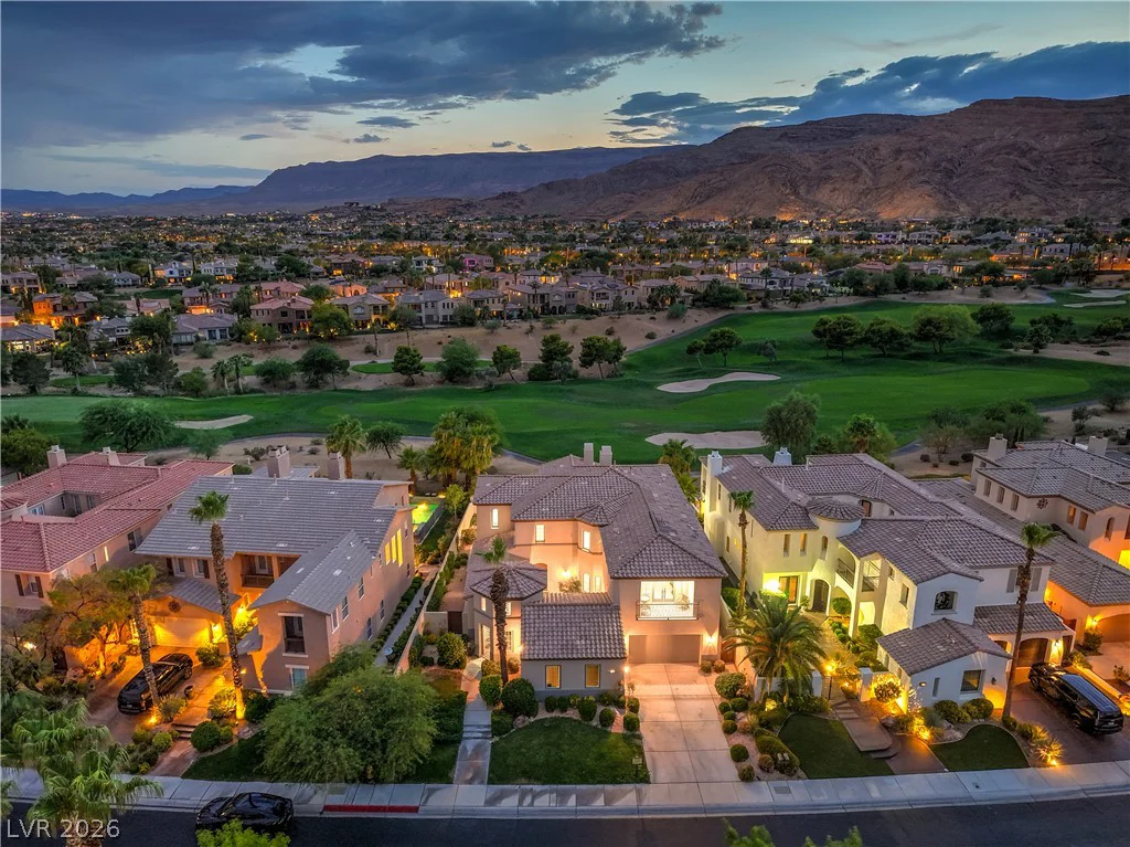 2571 Red Springs, Las Vegas, NV 89135