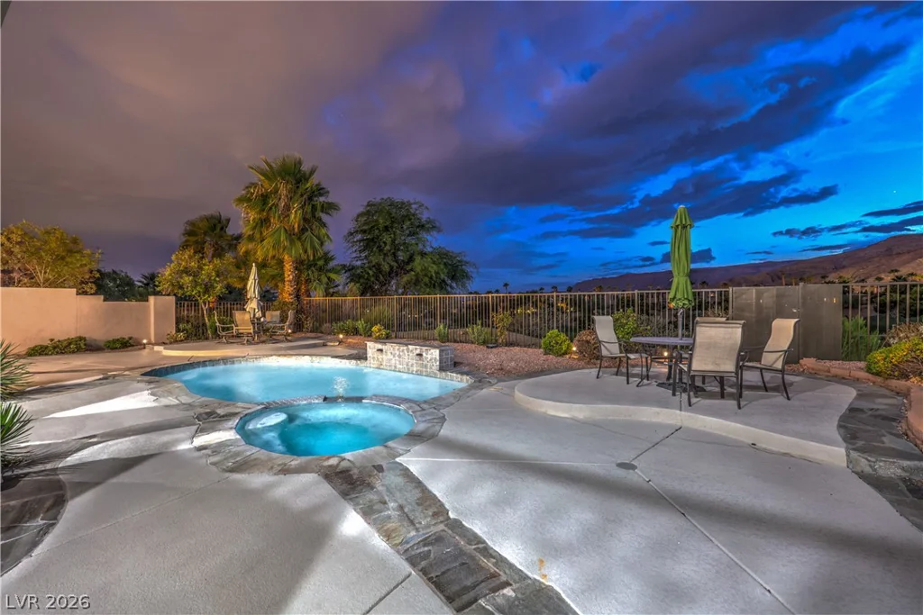 2571 Red Springs, Las Vegas, NV 89135