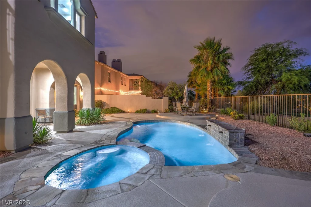 2571 Red Springs, Las Vegas, NV 89135