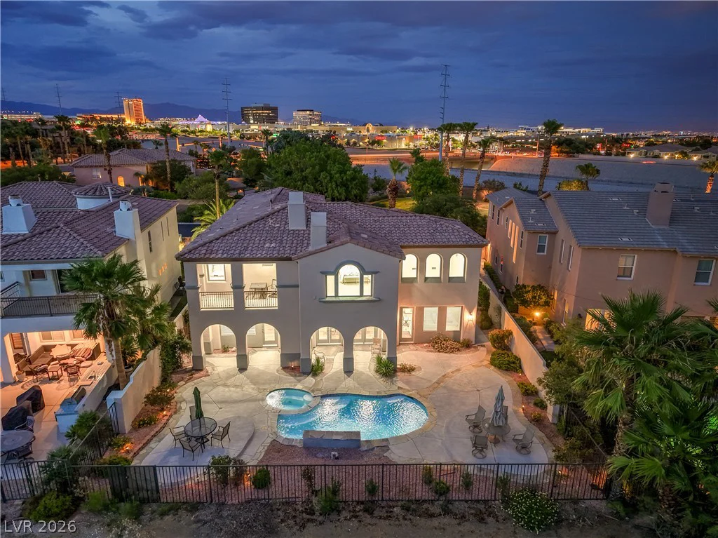 2571 Red Springs, Las Vegas, NV 89135