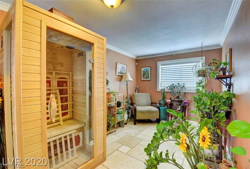 1804 Chapman, Las Vegas, NV 89104