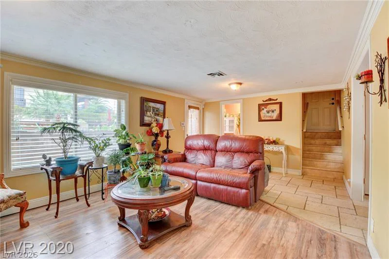 1804 Chapman, Las Vegas, NV 89104
