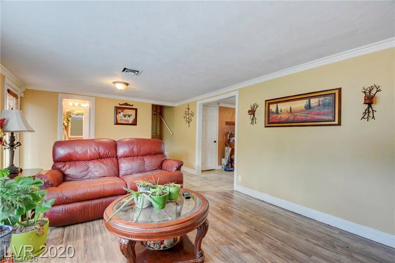 1804 Chapman, Las Vegas, NV 89104