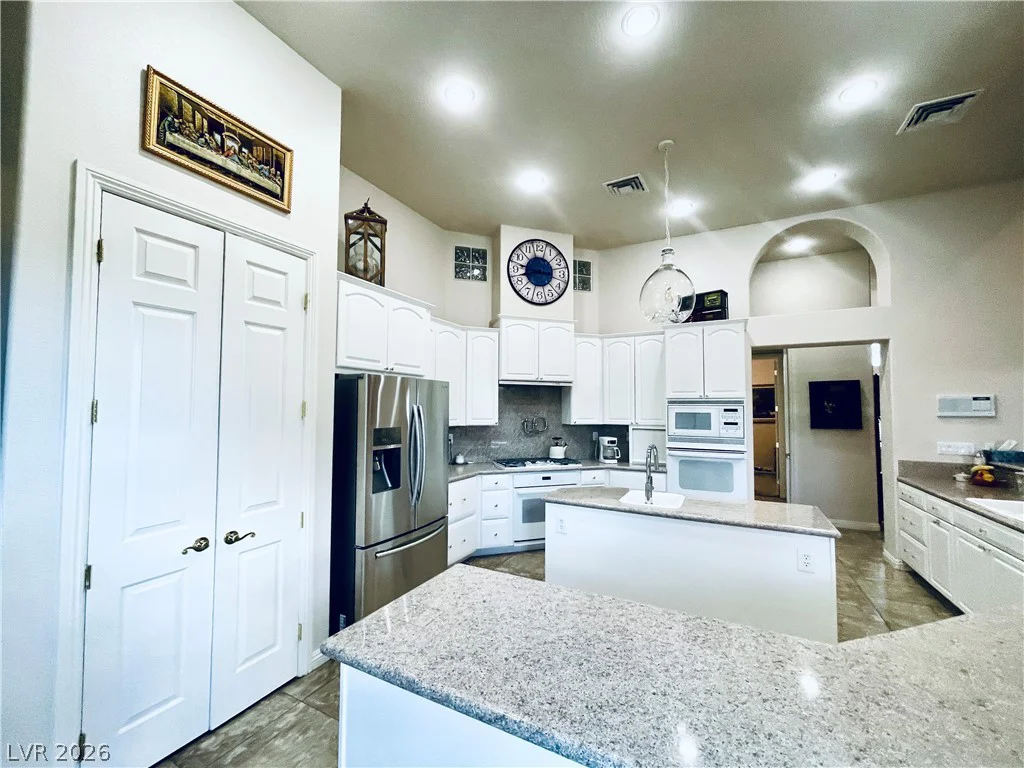 6165 Misty Brook, Las Vegas, NV 89149