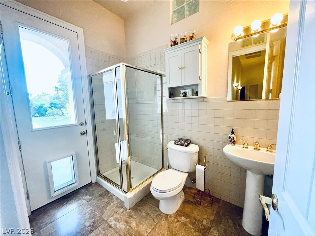 6165 Misty Brook, Las Vegas, NV 89149