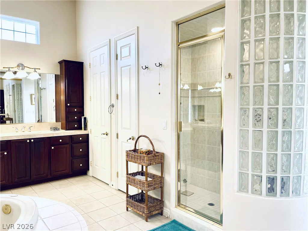 6165 Misty Brook, Las Vegas, NV 89149