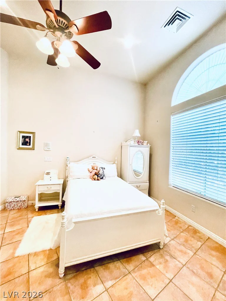 6165 Misty Brook, Las Vegas, NV 89149