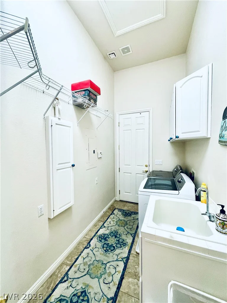 6165 Misty Brook, Las Vegas, NV 89149