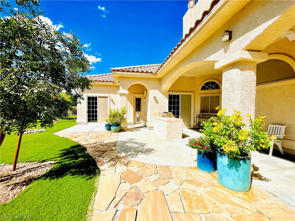 6165 Misty Brook, Las Vegas, NV 89149