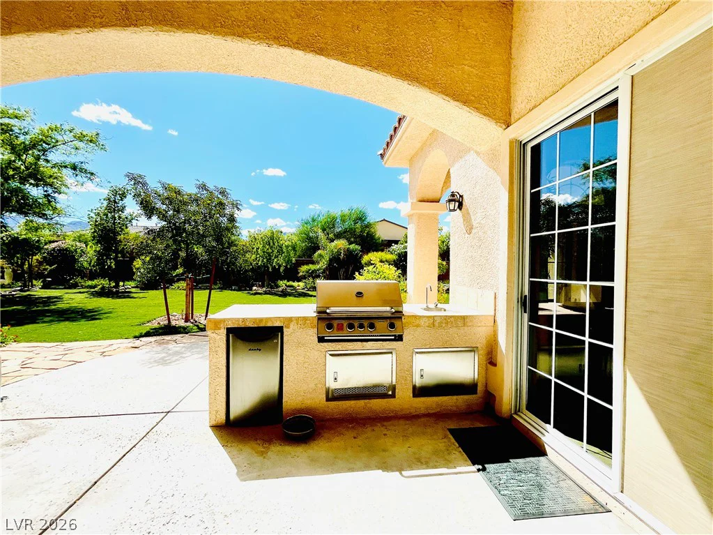 6165 Misty Brook, Las Vegas, NV 89149
