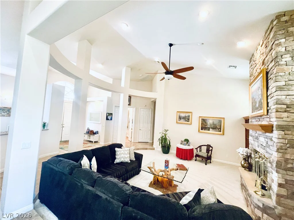 6165 Misty Brook, Las Vegas, NV 89149