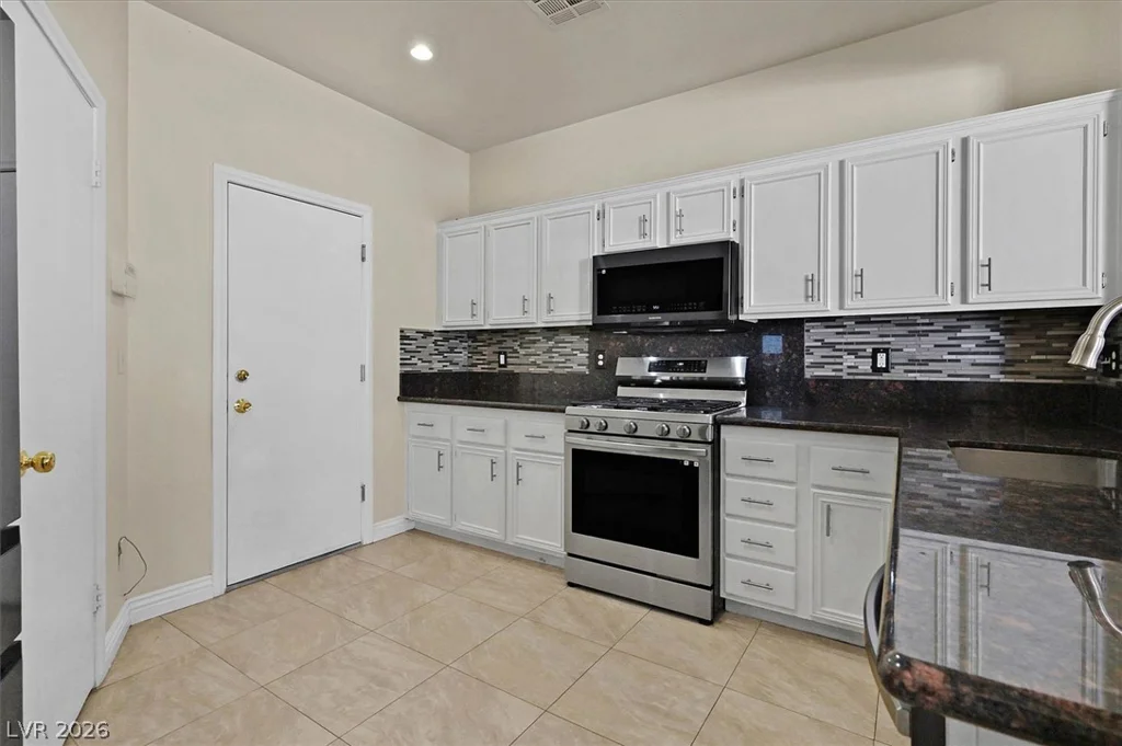 8516 Sonnet, Las Vegas, NV 89147